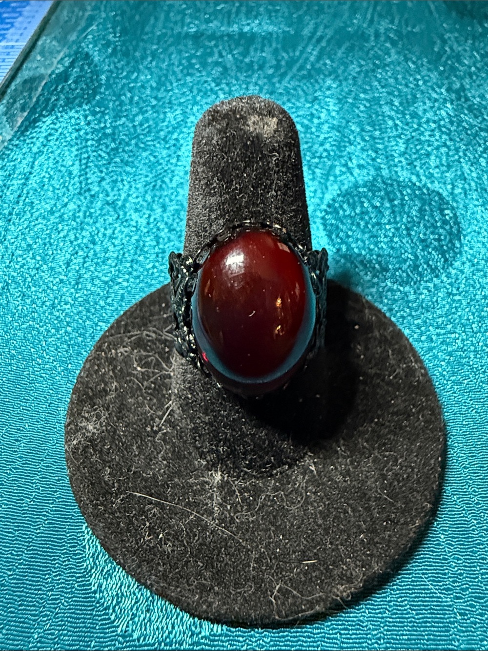 Vintage-Style Women's Ring with Deep Red Cabochon